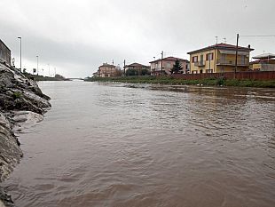 b212151917-nuova-bomba-d-acqua-sulla-toscana