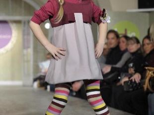 b005092242-bimbo-la-moda-per-bambini-e-teenager-alla-fortezza-da-basso