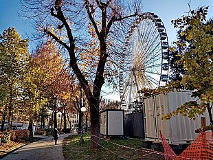 fortezza-smontano-la-ruota-panoramica
