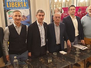 forza-italia-firenze-raccolta-firme-per-il-centro-per-il-rimpatrio