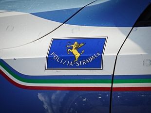 con-lestate-la-polizia-intensifica-i-controlli-sulle-strade