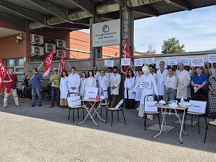 fash-mob-la-precarieta-uccide-la-ricerca