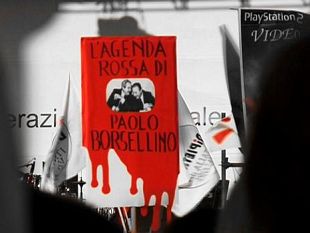 b007192108-il-consiglio-comunale-di-firenze-in-silenzio-per-ricordare-borsellino