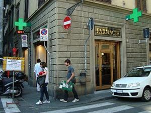 b403171254-nuove-farmacie-mistero-sul-concorsone-manca-la-graduatoria