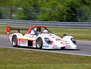 lamore-della-toscana-per-le-automobili-dalla-florentia-alla-crazyrun-passando-per-lautonoleggio