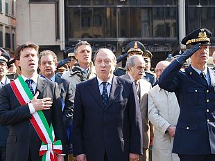 stupro-a-firenze-carabinieri-e-il-sindaco-alla-sbarra