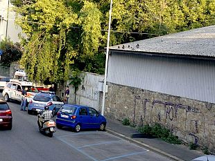 b107311146-in-via-paisiello-l-ennesima-vittima-del-degrado