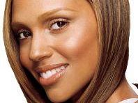 a603301410-i-toscani-preferiscono-le-bionde-amano-le-rosse-ma-sposano-le-brune