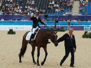 b402101918-pegaso-per-lo-sport-2014-il-titolo-all-atleta-paralimpica-sara-morganti