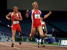 a409031702-a-grosseto-la-nazionale-canadese-che-partecipera-alle-paraolimpiadi-di-atene-2004