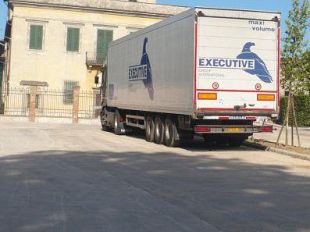 a812200048-urbanistica-dai-lavori-alle-scuderie-reali-di-porta-romana-un-parcheggio-realizzato-nel-giardino