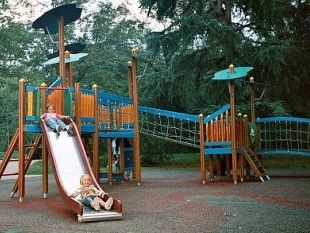 nuovi-giochi-in-periferia-in-aree-verdi-e-scuole