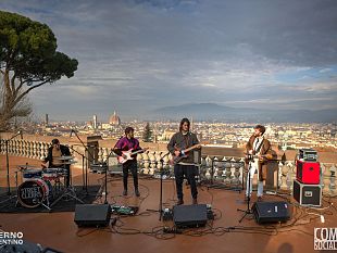 il-rooftop-concert-degli-street-clerks