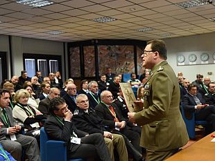 il-generale-tornabene-ha-presentato-il-nuovo-calendario-dellesercito