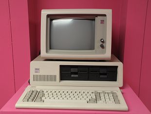 hello-world-150-anni-di-storia-dellinformatica-in-mostra-a-pisa