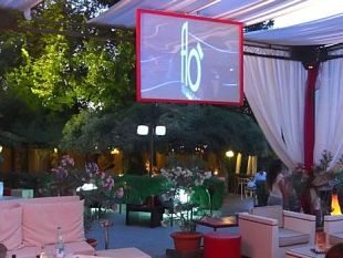 b005241454-al-piazzale-michelangelo-apre-il-flo-lounge-bar