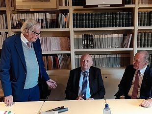il-ministro-pichetto-fratin-in-visita-alla-biblioteca-spadolini