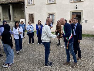 uscire-dallinferno-reggello-apre-le-porte-a-una-famiglia-di-gaza