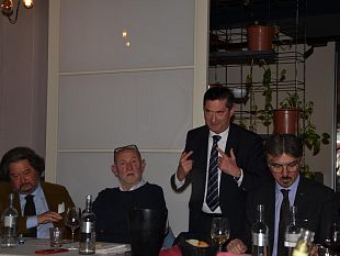 la-riforma-no-alcol-di-salvini-diventa-una-crociata-contro-il-vino
