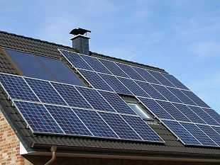 cresce-il-fotovoltaico-domestico-sempre-piu-energia-del-sole-per-la-casa