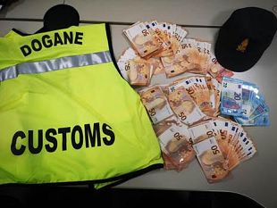 pisa-due-passeggeri-con-60mila-euro-non-dichiarati