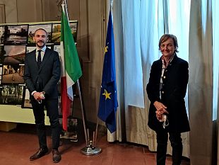il-prefetto-di-firenze-alessandra-guidi-in-visita-al-comune-di-campi-bisenzio