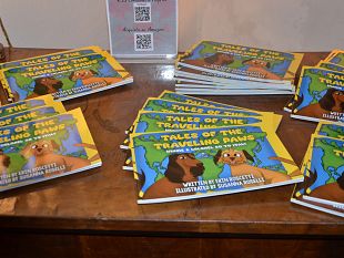 tales-of-the-traveling-paws-litalia-vista-con-gli-occhi-di-due-cani