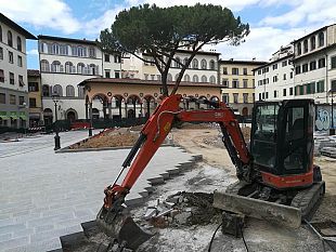 nuova-piazza-dei-ciompi-da-venerdi-in-arrivo-mostre-di-fiori-e-libri