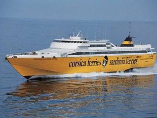 la-freccia-gialla-di-elba-ferries-salpa-il-12-giugno