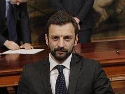 due-carabinieri-accerchiati-in-piazza-santo-spirito-non-minimizzare