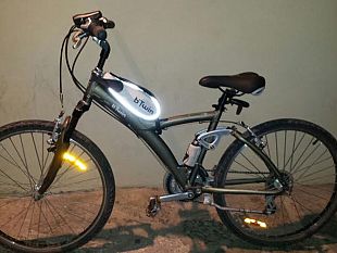 biciclette-ladri-tagliano-lucchetti-in-centro-a-firenze-foto