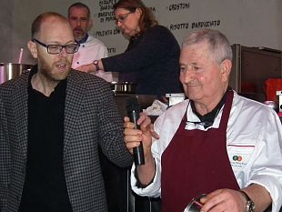 a-pontassieve-impazza-la-salsiccia-matta