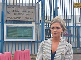 carceri-domani-bergamini-e-stella-fi-in-visita-a-sollicciano