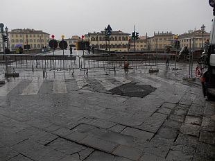 riaperta-stamani-al-transito-piazza-nazario-sauro