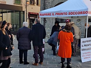 pronto-soccorso-serristori-in-fila-per-chiedere-la-riapertura