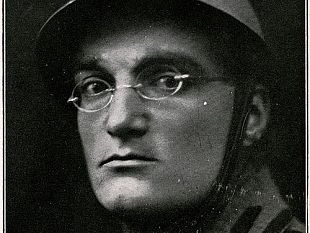 rimozione-della-dicitura-medaglia-doro-da-via-reginaldo-giuliani