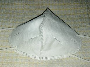 ripristinare-la-prescrizione-delluso-delle-mascherine-ffp2-per-docenti-e-ata-nelle-scuole