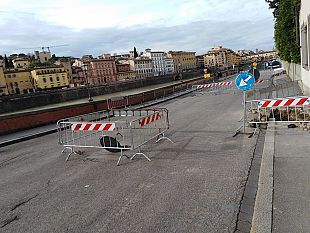 lungarno-diaz-al-via-i-saggi-per-sondare-la-stabilita-della-strada