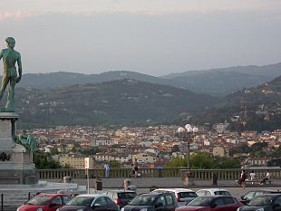 auto-depoca-e-fuoriserie-al-piazzale