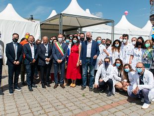 hub-vaccini-anche-ai-gigli-e-stato-inaugurato-oggi