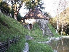 a607031421-parte-la-stagione-estiva-dell-ecomuseo-della-montagna-pistoiese-br-appennino-accessibile-percorso-per-i-diversamente-abili-all-interno-dell-orto-botanico-dei-frignoli-sassalbo-fivizzano