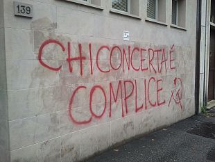 b211131522-sfregiata-sede-cisl-firenze-clima-di-tensione-in-vista-dello-sciopero-generale