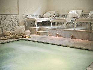 b309271435-grand-hotel-villa-cora-apre-le-porte-la-spa-non-piu-riservata-ai-clienti