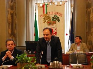 i-5-stelle-fiorentini-cittadinanza-onoraria-al-magistrato-gratteri