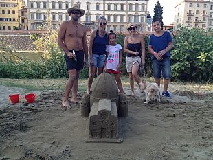 castelli-di-sabbia-in-riva-allarno-per-ferragosto