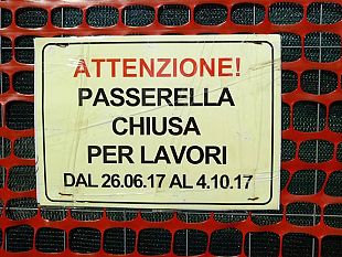 passerella-isolotto-il-mistero-del-ponte-in-sospeso