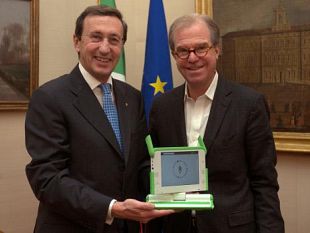 b001151314-fini-ha-incontrato-a-roma-negroponte