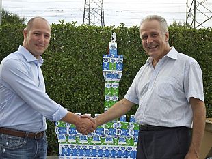 b309091355-palazzo-vecchio-riprodotto-con-cartoni-del-latte