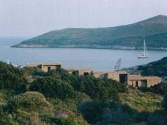 a707061437-il-ministro-rutelli-ha-chiesto-alle-sovrintendenze-un-quadro-delle-peggiori-situazioni-dal-punto-di-vista-urbanistico-e-di-quelle-contestate-per-abusivismo