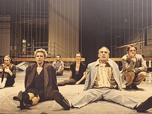 b111181406-teatro-metastasio-il-classico-di-anton-cechov